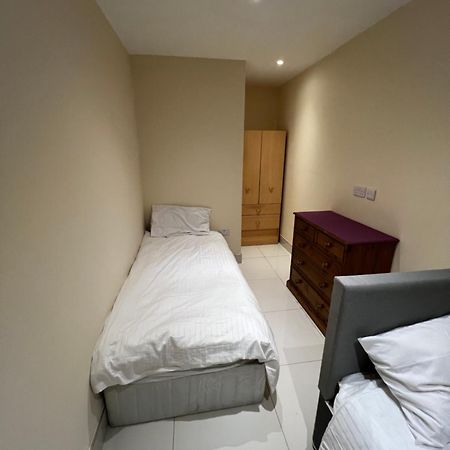 Lovely Dublin Home - Just 15 Mins To City Centre מראה חיצוני תמונה