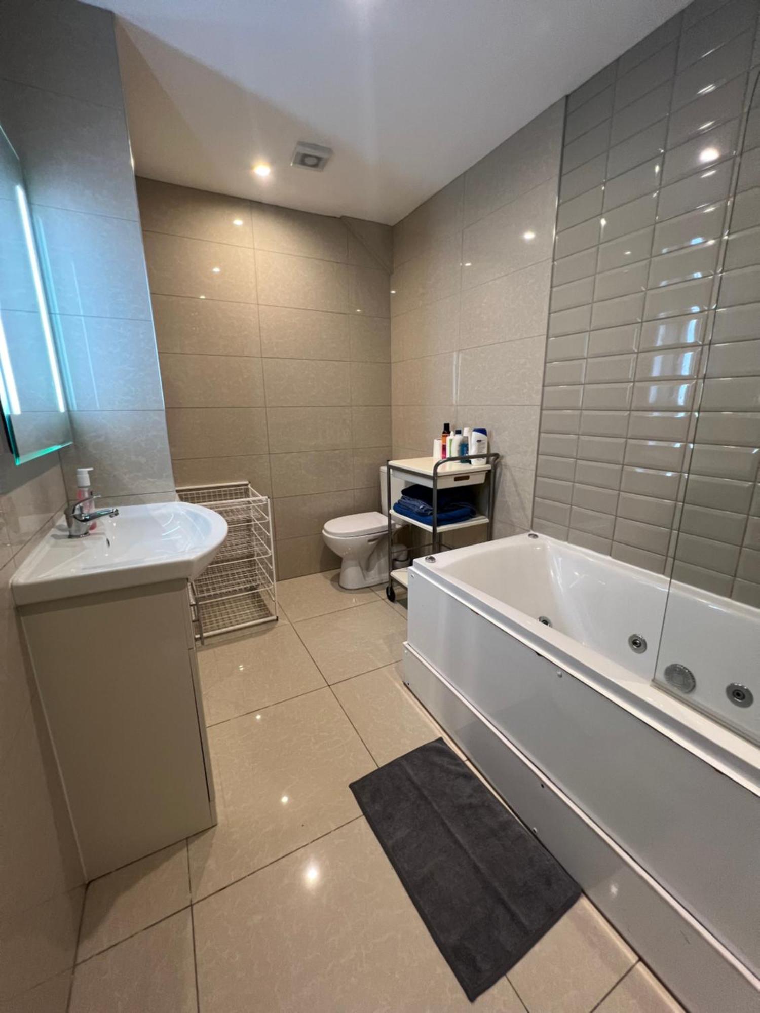 Lovely Dublin Home - Just 15 Mins To City Centre מראה חיצוני תמונה