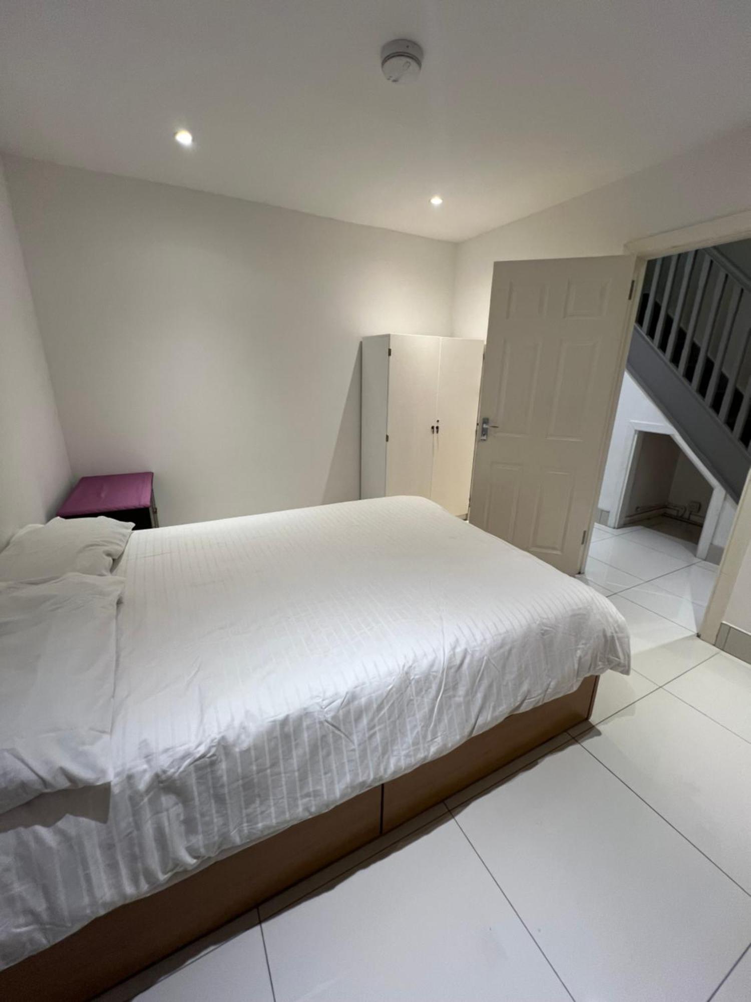 Lovely Dublin Home - Just 15 Mins To City Centre מראה חיצוני תמונה
