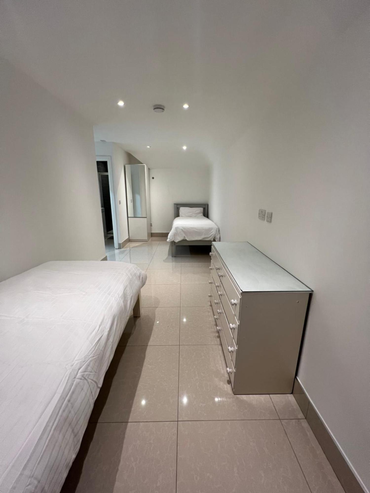 Lovely Dublin Home - Just 15 Mins To City Centre מראה חיצוני תמונה